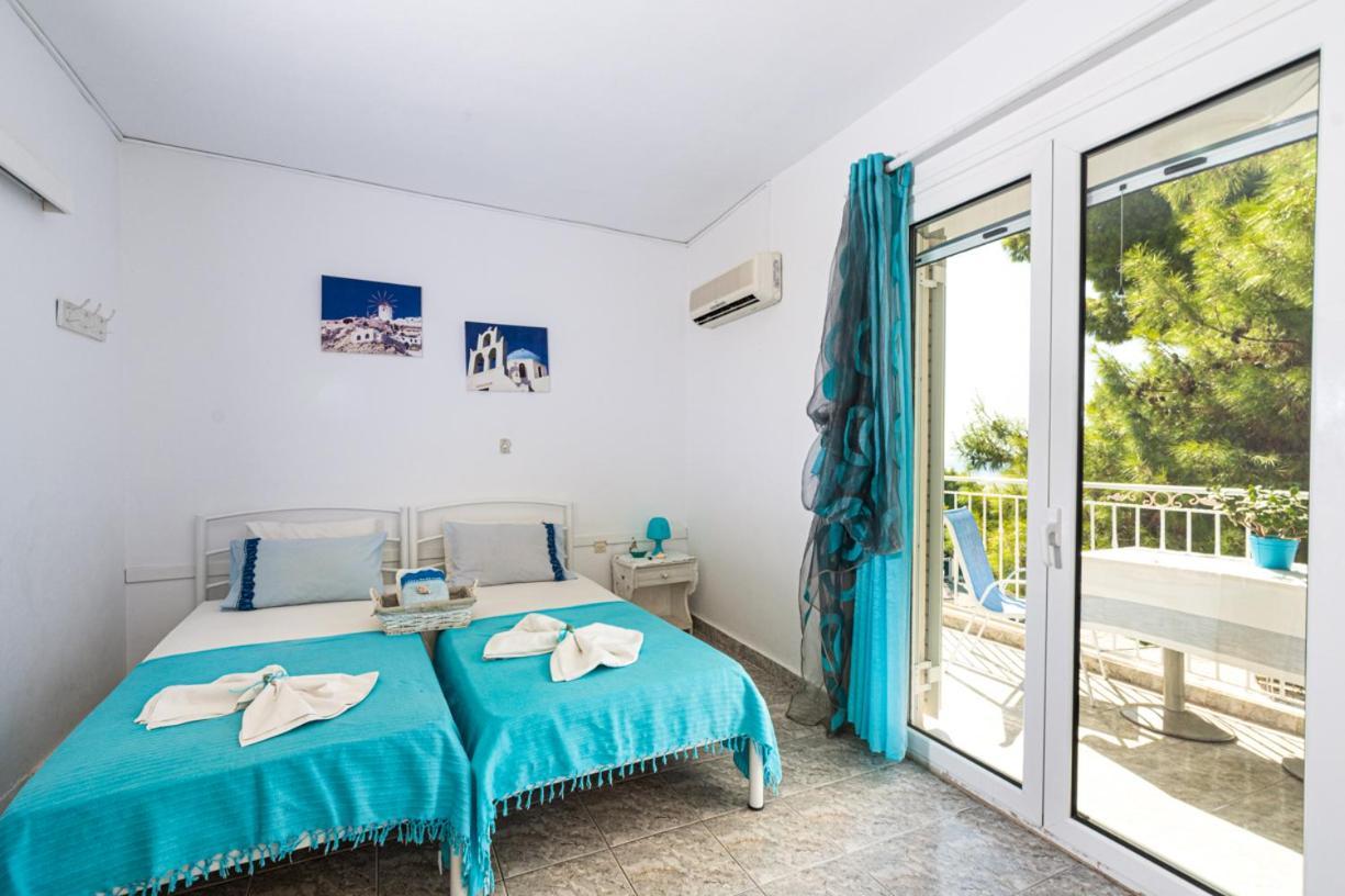 Lions Apartments Poros Town Екстер'єр фото