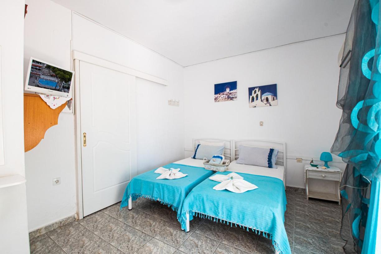 Lions Apartments Poros Town Екстер'єр фото